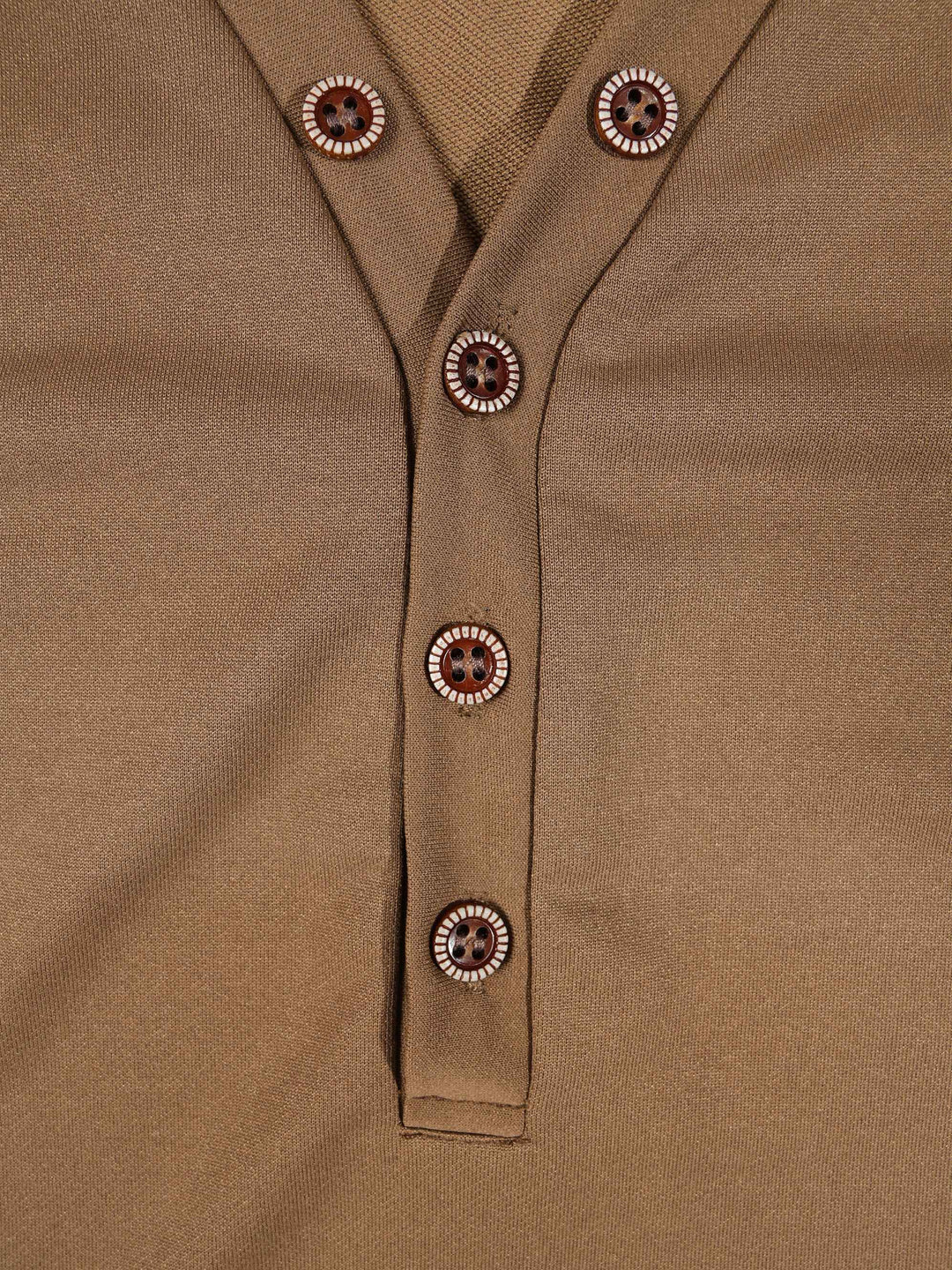 Chemise col V plongeant — vue complémentaire du produit.