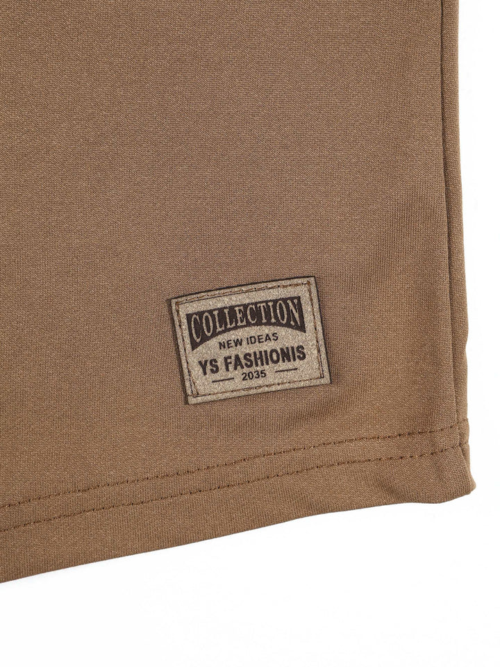 Chemise col V plongeant — vue complémentaire du produit.