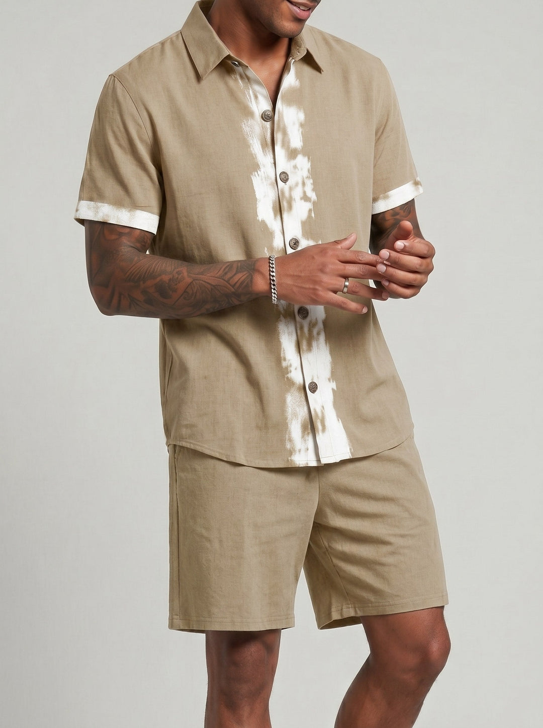 Ensemble haut et short coupe loose, porté