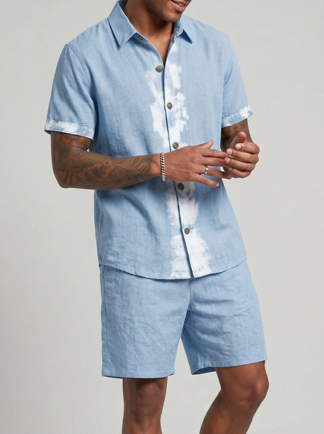 Ensemble haut et short coupe loose, porté