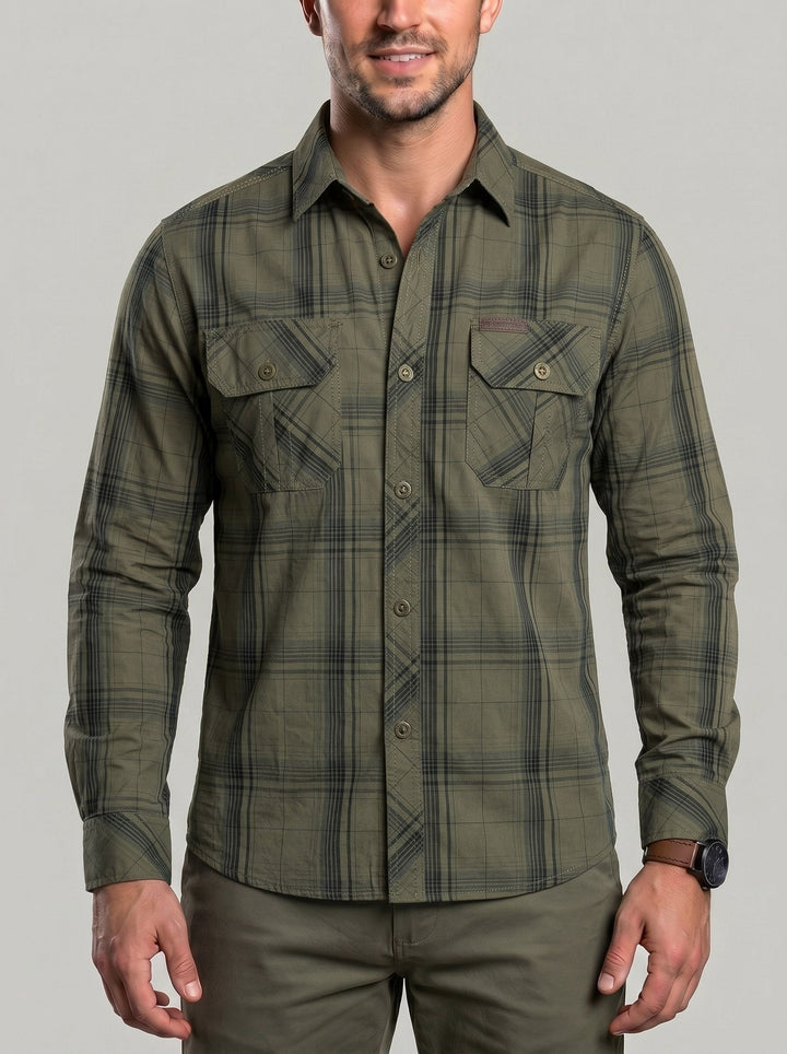 Chemise à carreaux à poches poitrine vert militaire — vue de face