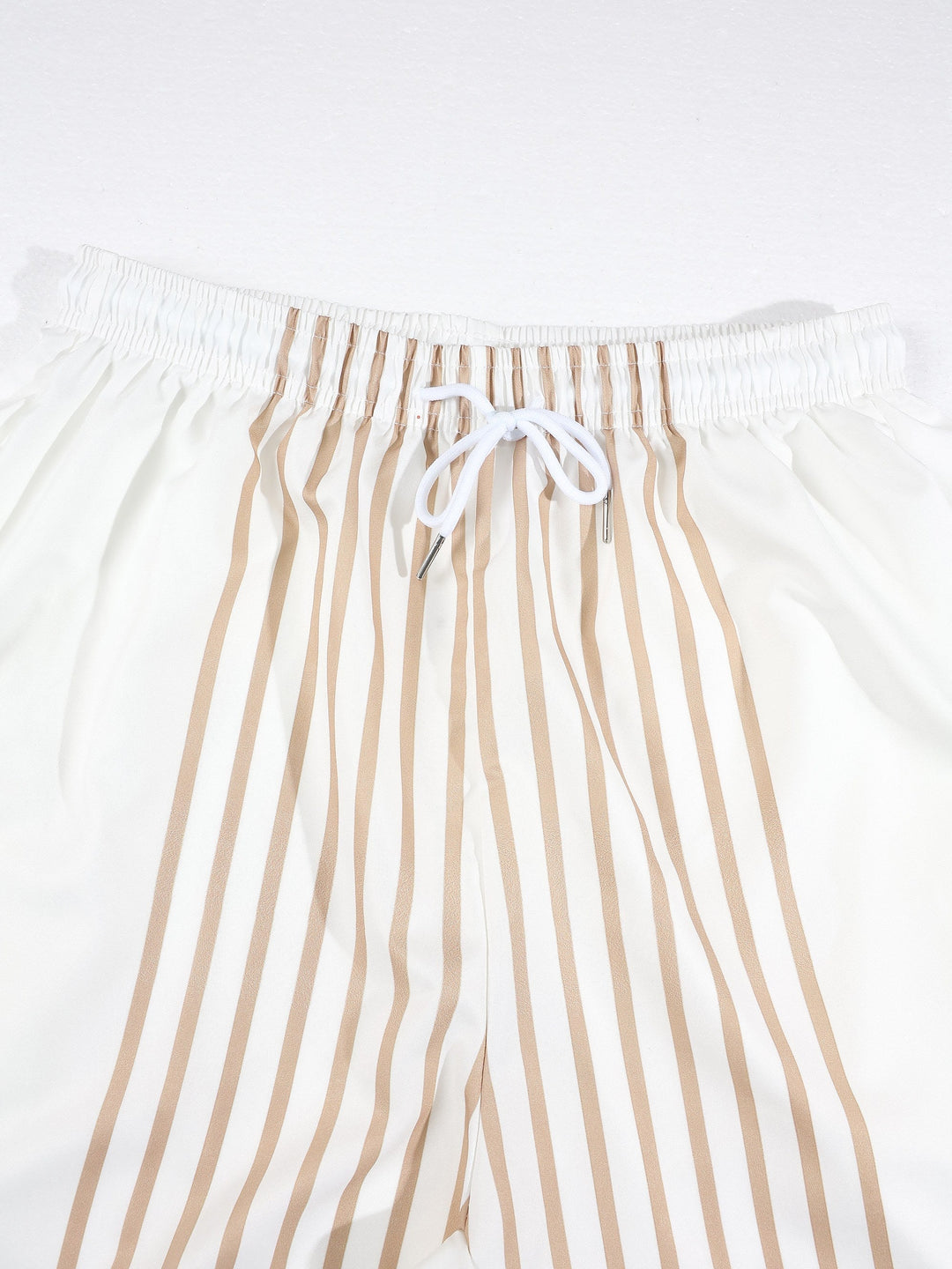 Ensemble chemise rayée et short — vue complémentaire du produit.
