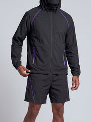 Ensemble veste à capuche et short, porté