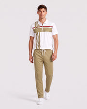 Ensemble polo zippé, vue de trois-quarts