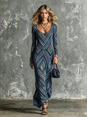 Robe maxi bleue et noire, vue d'ensemble de face