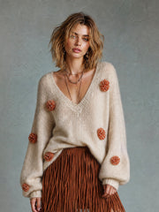Pull beige avoine pompons orange — vue portée en pied, de face