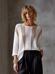 Pull blanc col bateau — vue portée en pied, manches trois-quarts