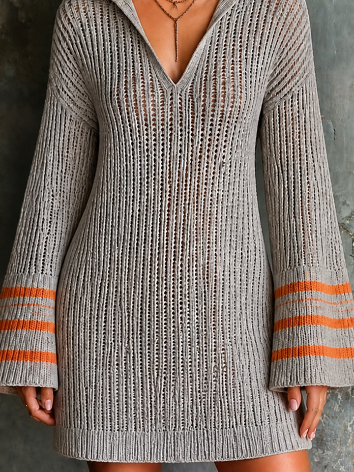 Robe mini grise, gros plan de la maille