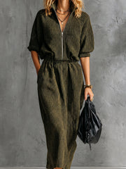 Robe midi vert militaire, vue rapprochée de face