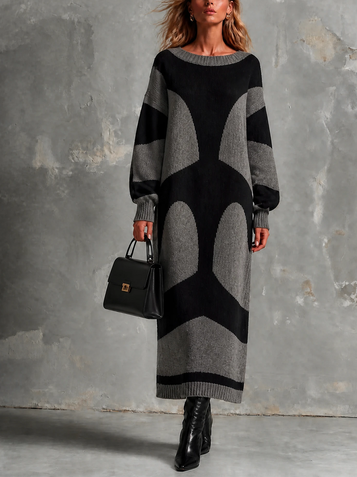 Robe longue grise et noire, vue de face