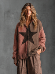 Cardigan étoilé vieux rose brun — vue portée en pied, de face