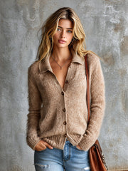 Cardigan camel à col revers — vue portée de face, autre pose