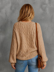 Pull camel torsadé col V — vue portée de dos