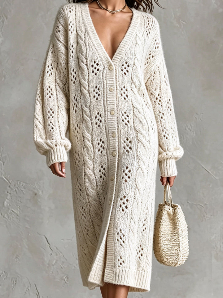 Robe midi beige clair ajourée, vue rapprochée de face