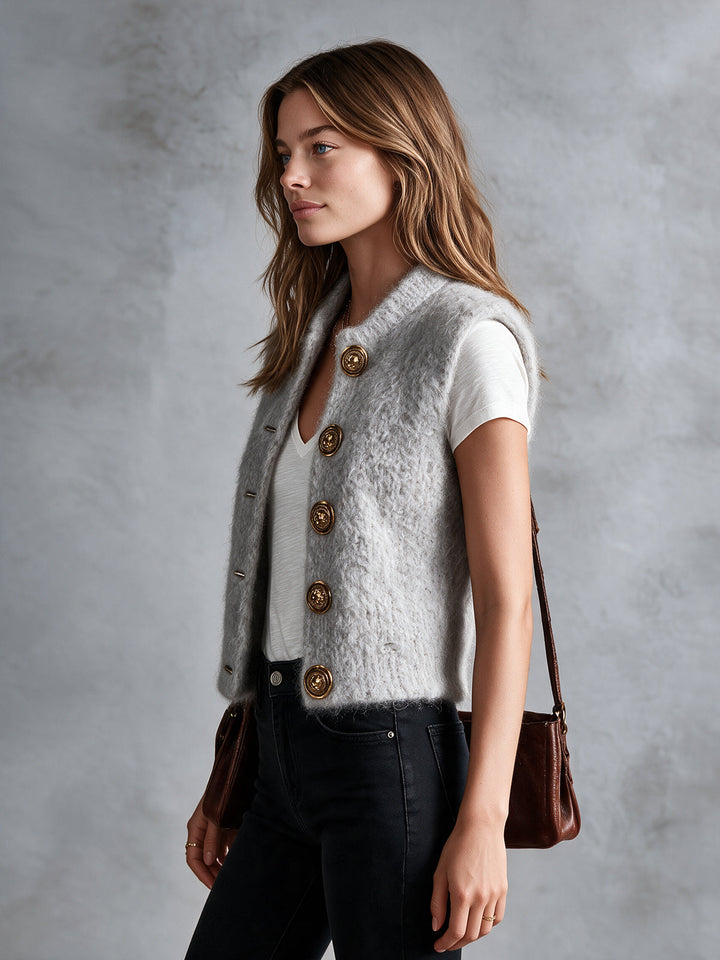 Gilet gris clair boutonné — vue de profil