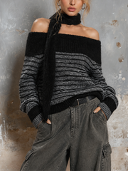 Pull rayé gris et noir à col rabattu — vue de face. Soniel Paris.