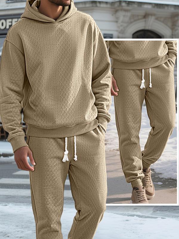 Ensemble sweat à capuche et pantalon assorti