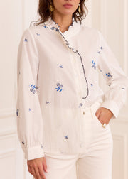 Chemise blanche fleurie bleue brodée