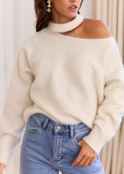Pull écru Luana — vue portée de face, debout