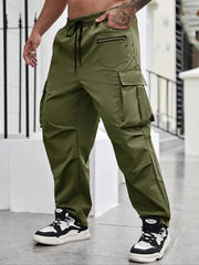 Pantalon cargo zippé vert kaki, vue portée de face