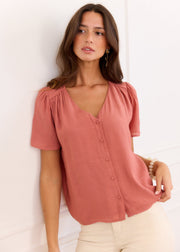 Blouse vieux rose fronces épaules