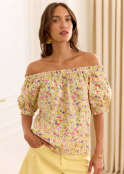 Blouse fleurie jaune épaules dénudées