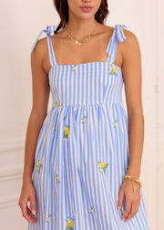 Robe midi rayée bleu blanc brodée