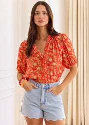 Blouse rouge fleurie légère