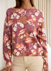 Pull prune à motifs