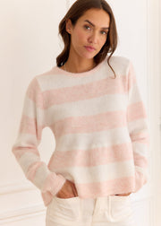 Pull rayé rose blanc — vue portée de face