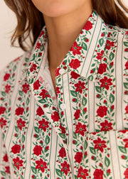 Chemise crème à fleurs rouges et vertes