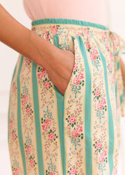 Pantalon vert rayé fleuri
