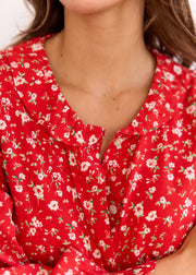 Blouse rouge fleurie