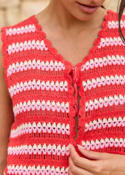 Gilet rouge crochet ajouré