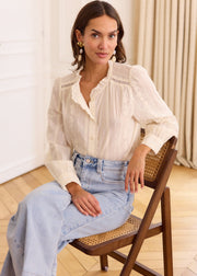 Chemise beige multi-broderies col épaules