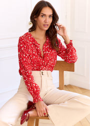 Blouse rouge fleurie