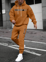 Ensemble sweat capuche graphisme arbre cognac — vue portée en marche