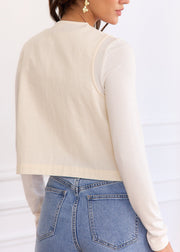 Gilet beige rouge — vue portée de dos