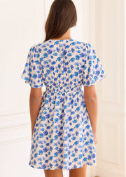Robe blanche fleurie bleue fil Lurex