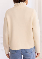 Gilet beige col montant volanté — vue de dos