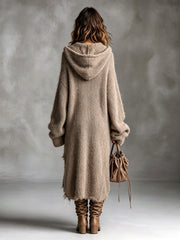Robe midi à capuche asymétrique taupe — vue portée en pied, de dos