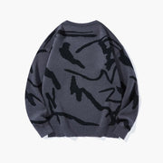 Pull col rond contrastant gris foncé — pièce isolée, vue de dos
