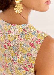 Top fleuri jaune rose boutonnée