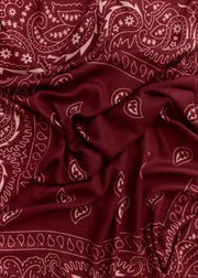 Écharpe bandana bordeaux — vue 6. Soniel Paris.