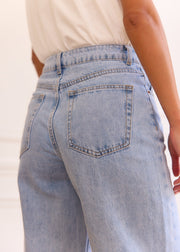 Jean Bony en denim clair