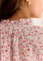 Blouse fleurie à manches courtes