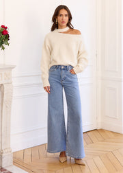 Pull écru Luana — vue portée en pied