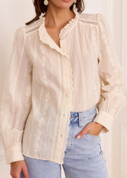 Chemise beige multi-broderies col épaules