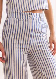 Pantalon rayé bleu et blanc taille haute