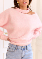 Pull rose Luana — vue portée de face, debout